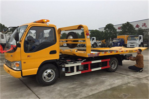 都兰哪里有拖车服务